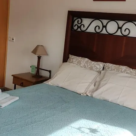 Beco Do Patalugo Салир-де-Матуш